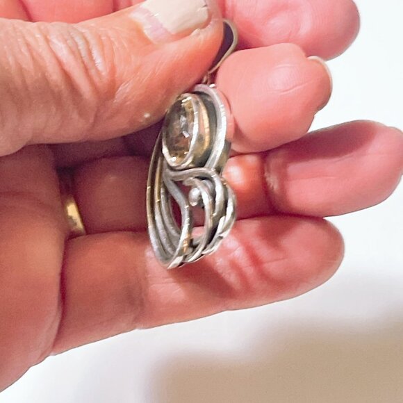 Vintage Sterling Silver Gemstone Oval Pendant With Intricate Swirl Design - Picture 5 of 7